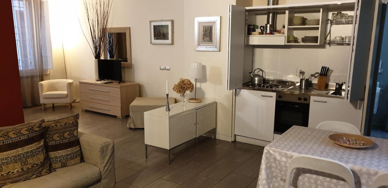 Agora Residenza Aparthotel Мантова Екстериор снимка