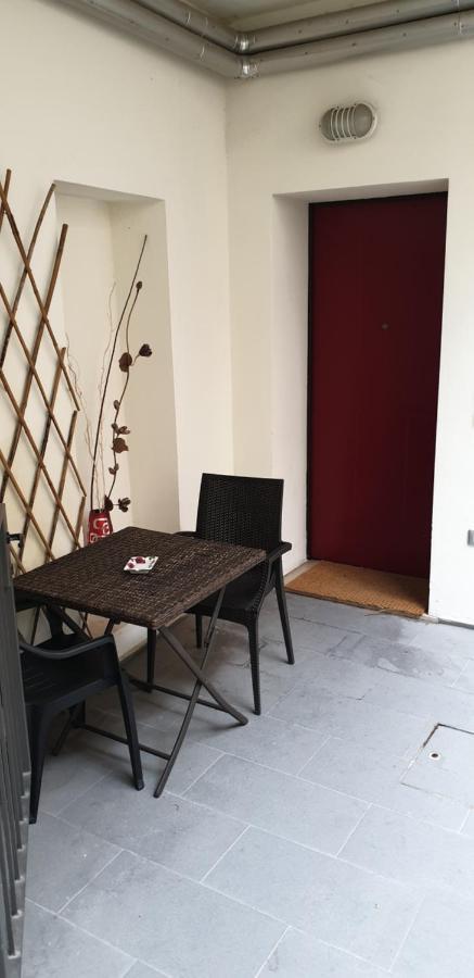Agora Residenza Aparthotel Мантова Екстериор снимка